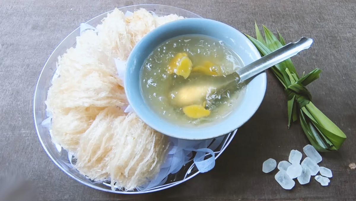 Tại sao nên chưng yến với đường phèn?